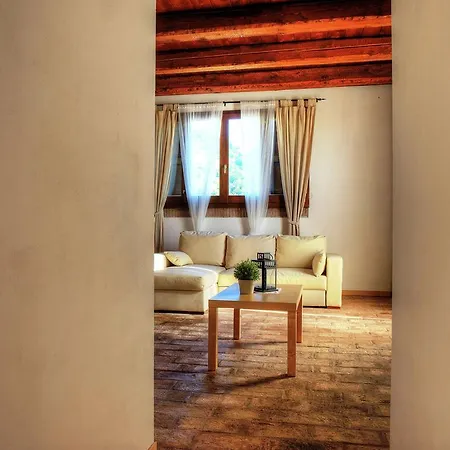 Tasteful Holiday In With Garden Vakantiehuis Modigliana