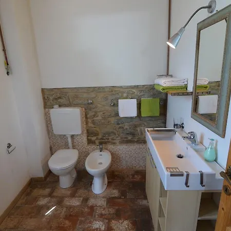 Vakantiehuis Tasteful Holiday In With Garden