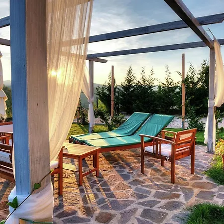 Сasa de vacaciones Tasteful Holiday In With Garden Modigliana